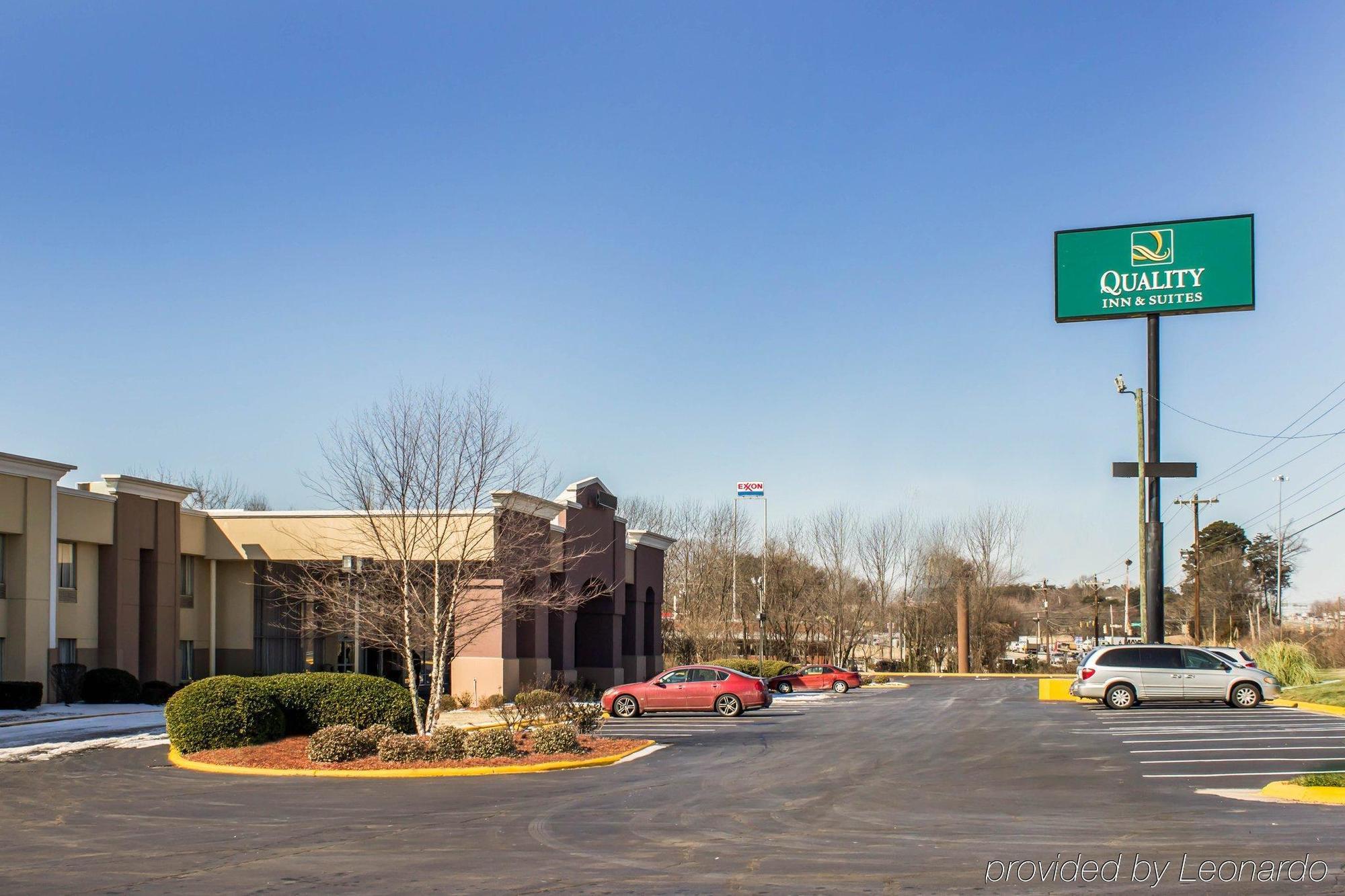 Quality Inn & Suites - Greensboro-High Point Экстерьер фото